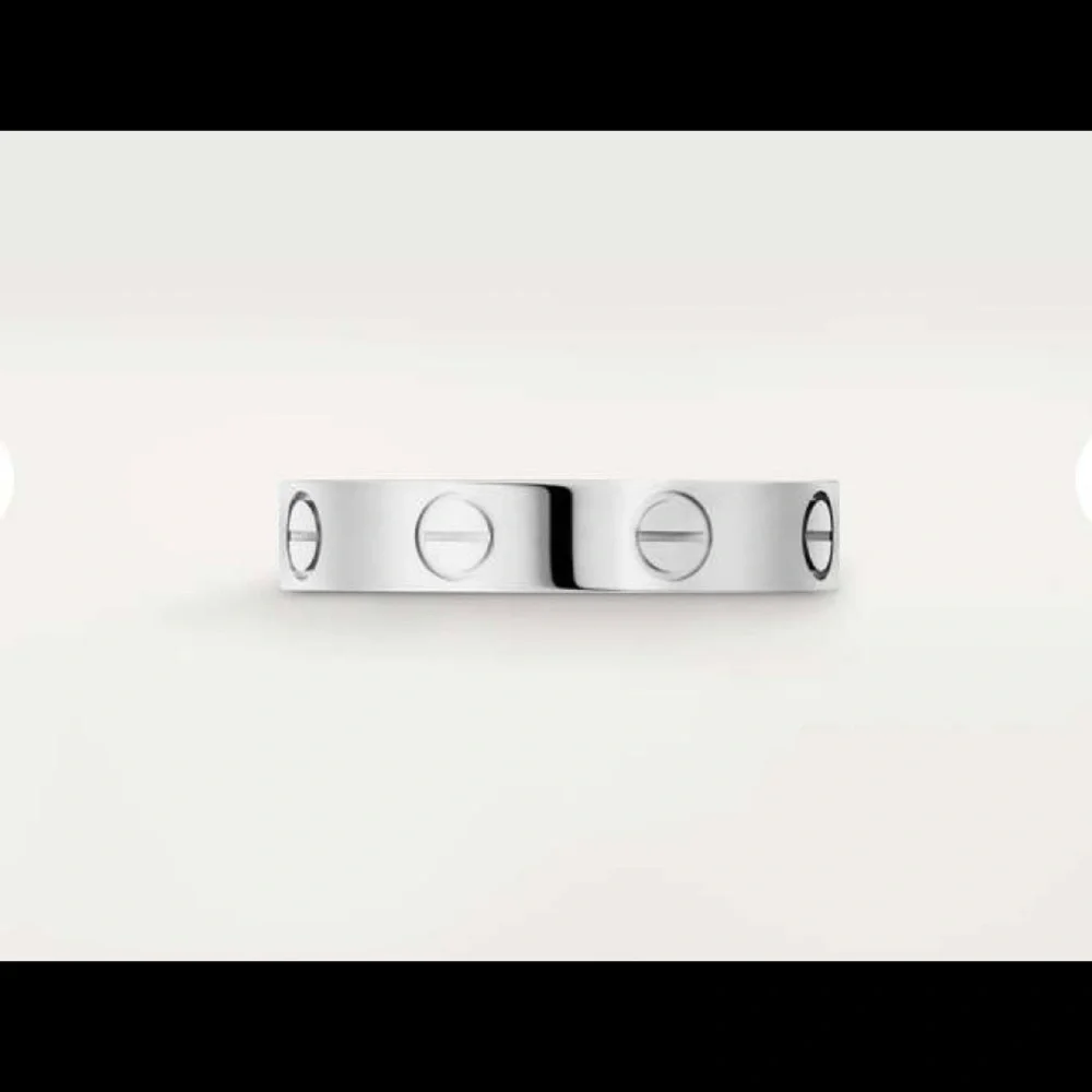 Cartier Love Ring (Unisex), in 18k White Gold. - Picture 3 of 3